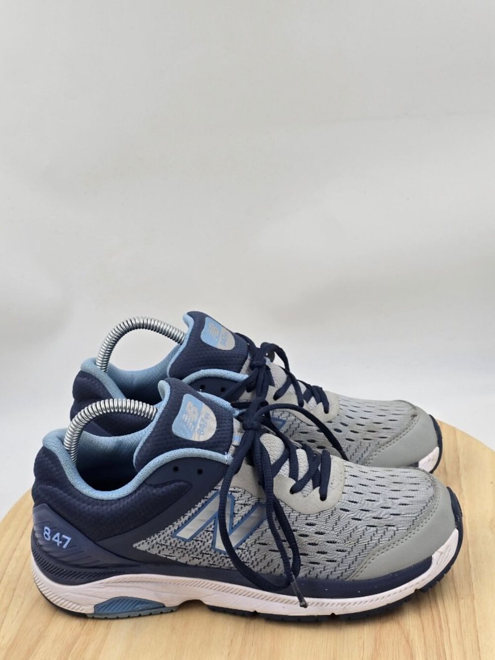 New Balance 847 V4 WW847LG4 Running Shoes Sneakers Womens Size 8.5 Narrow 2A